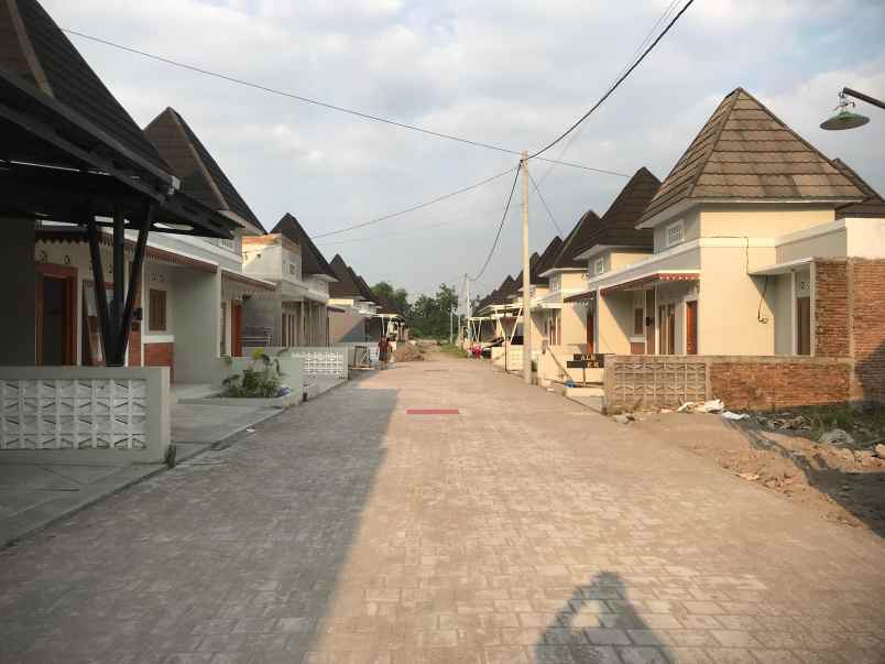 dijual rumah kongklangan prambanan klaten