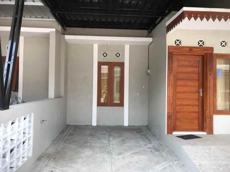 dijual rumah kongklangan prambanan klaten