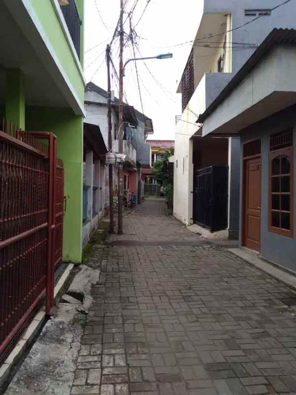 dijual rumah kost cilandak