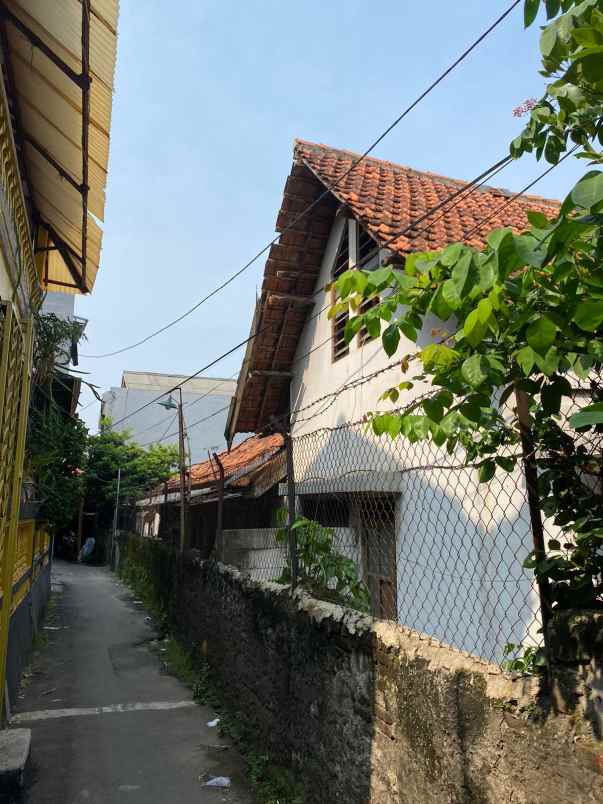 dijual rumah kramat jati