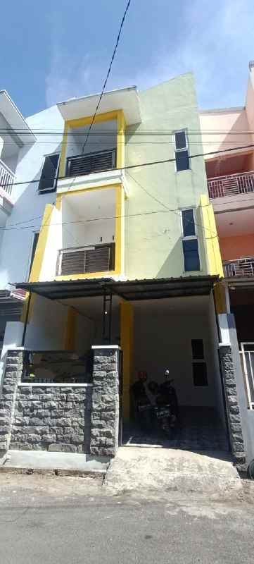 dijual rumah landungsari