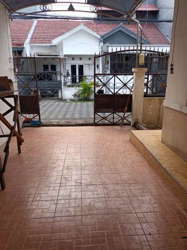 dijual rumah lebak rejo
