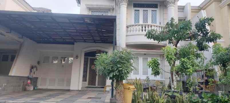 dijual rumah lidah wetan