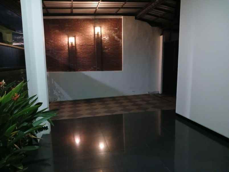 dijual rumah lokasi jl puntodewo kota malang