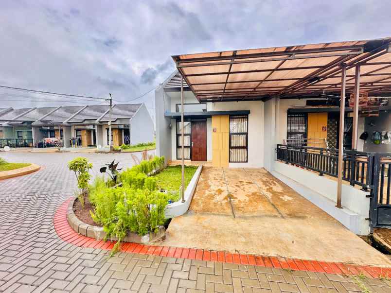 dijual rumah lokasi strategis di banjaran