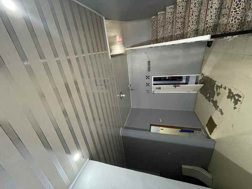 dijual rumah lt 150 lb 250