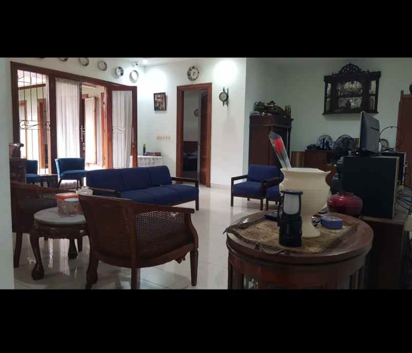 dijual rumah lt 440 m2