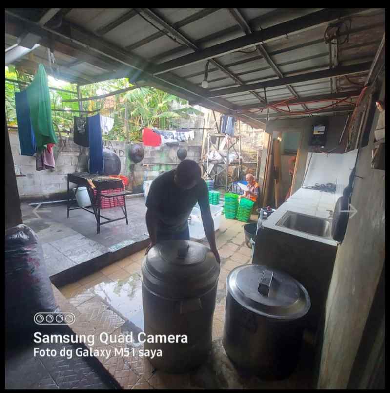 dijual rumah luas dekat mall kcp galuhmas karawang