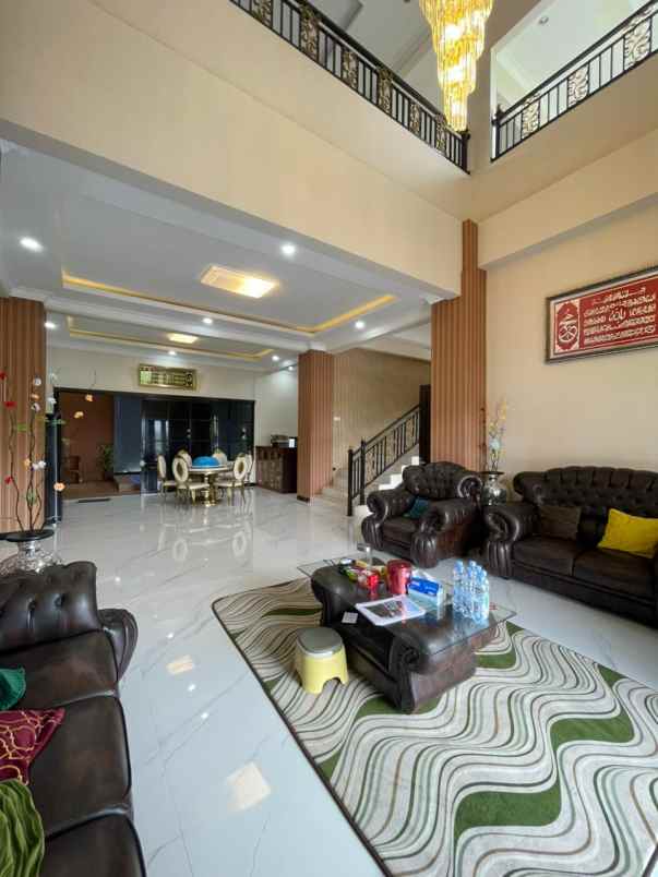 dijual rumah maguwoharjo depok sleman