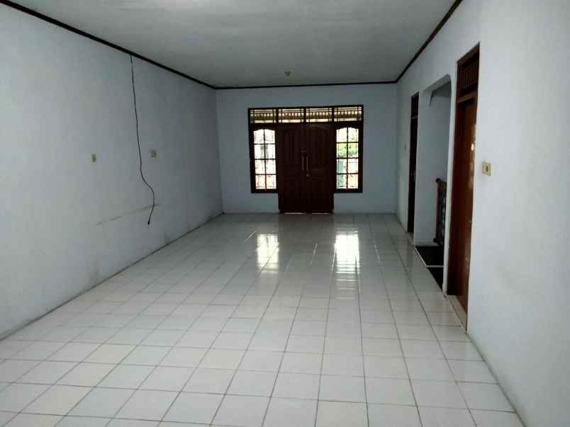 dijual rumah makasar jakarta timur