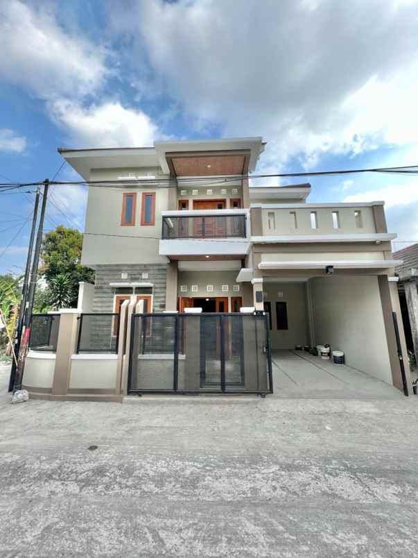 dijual rumah malangrejo wedomartani