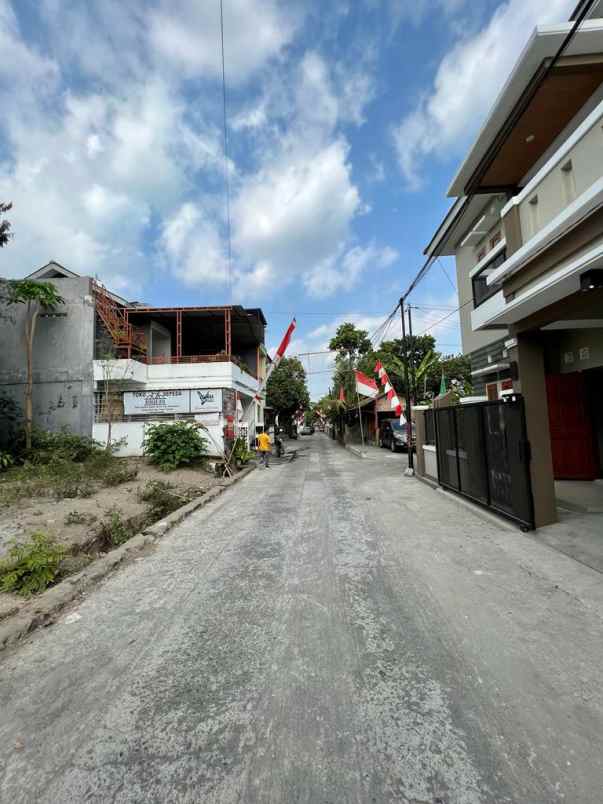 dijual rumah malangrejo wedomartani