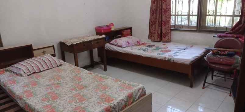 dijual rumah manyar indah