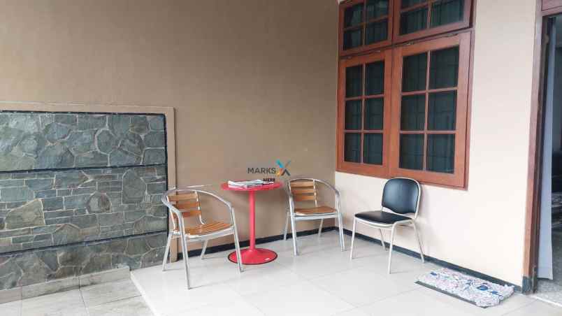 dijual rumah manyar tirtoasri