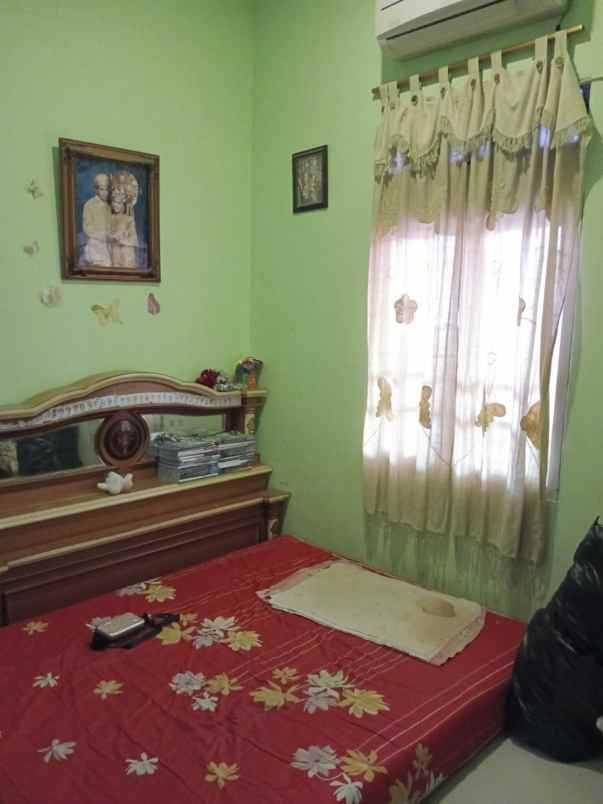 dijual rumah margahayu