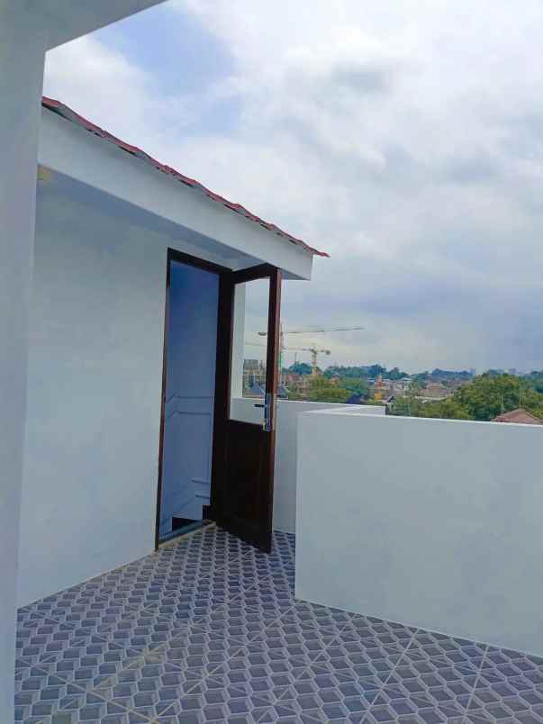 dijual rumah margasatwa raya pondok labu