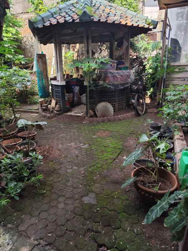 dijual rumah mewah 2 lantai daerah jakarta timur