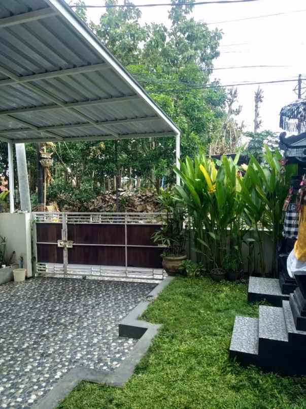 dijual rumah modern minimalis di ubung denpasar bali