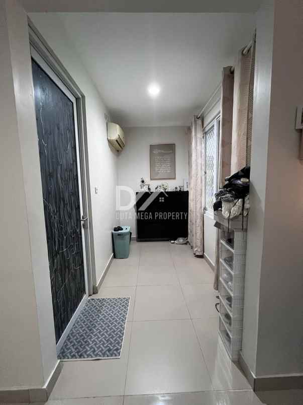 dijual rumah modernland