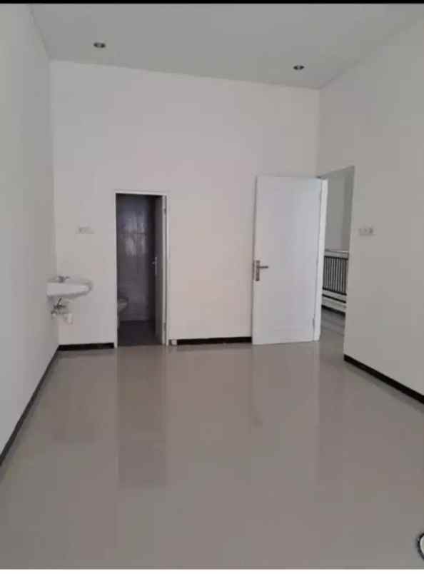 dijual rumah mulyosari surabaya