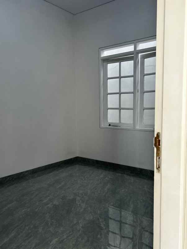 dijual rumah murah kota wisata cibubur