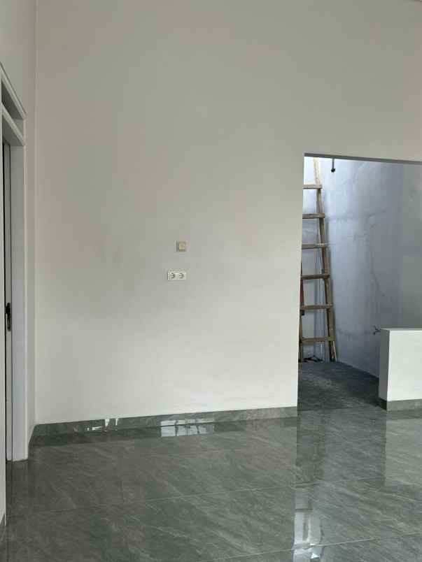 dijual rumah murah kota wisata cibubur