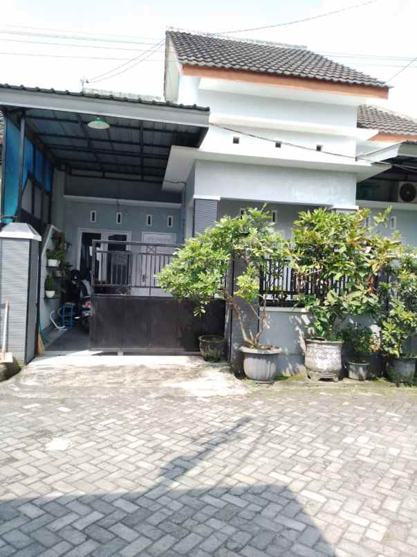 dijual rumah murah siap huni di pusat kota kediri