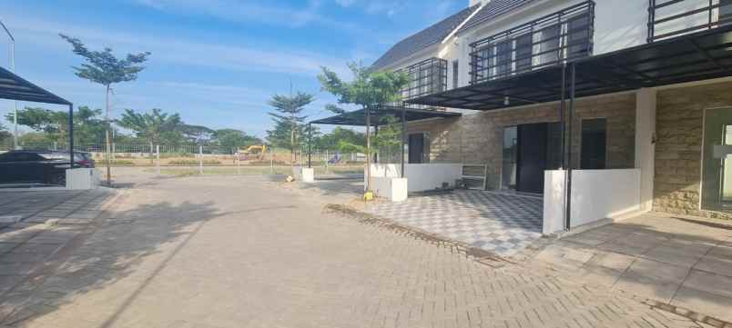 dijual rumah mutiara city