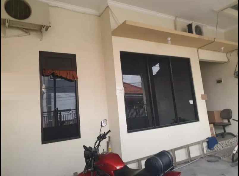 dijual rumah ngagel mulyo