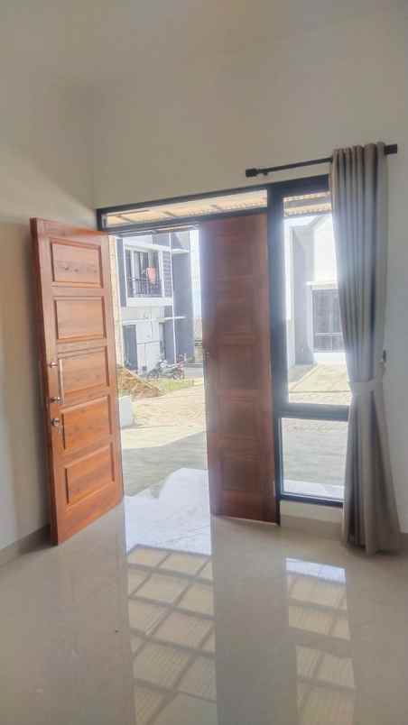 dijual rumah ngamprah bandung barat