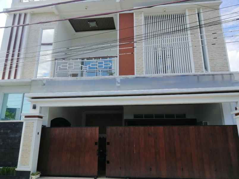 dijual rumah nogotirto gamping sleman