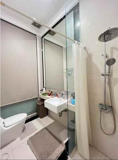 dijual rumah pakuwon city