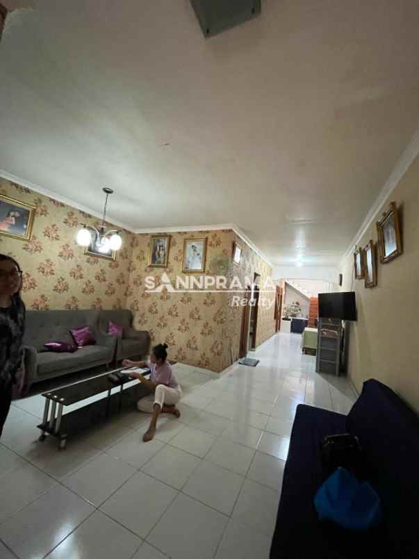dijual rumah pancoran mas