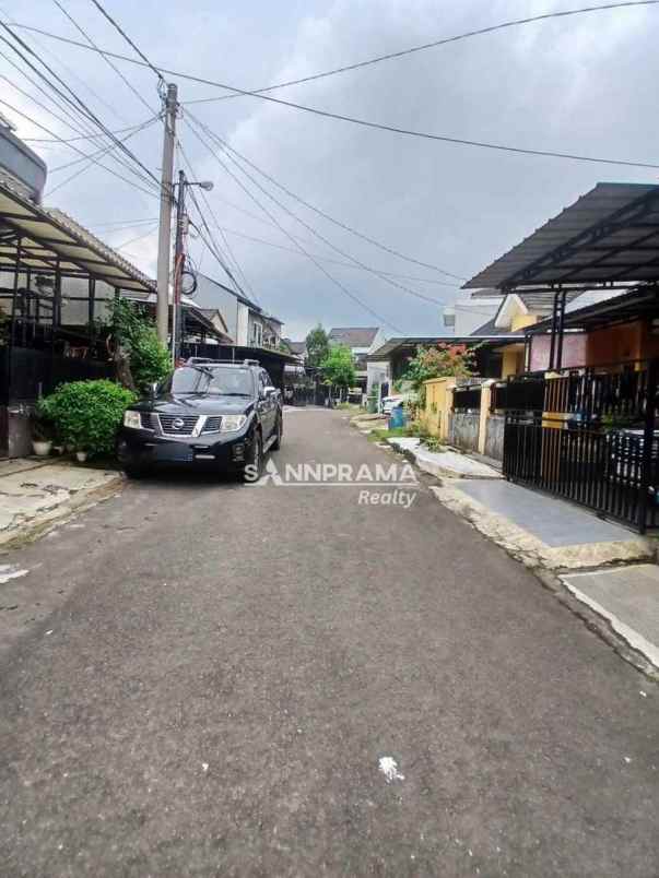 dijual rumah pancoran mas depok