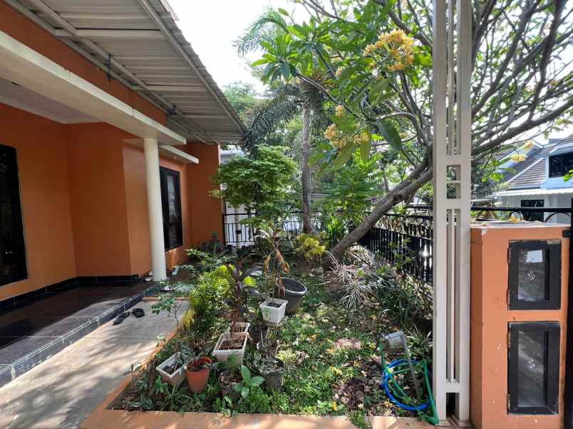 dijual rumah pandanaran hills