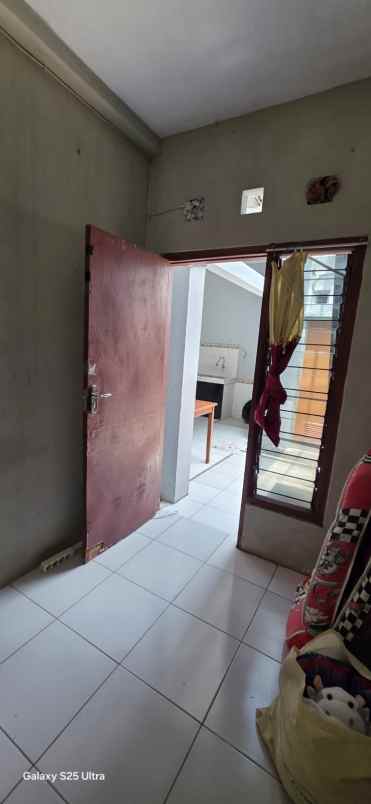 dijual rumah pandanaran hills
