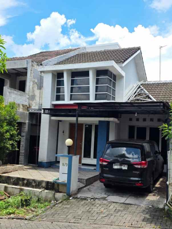 dijual rumah pandanaran hills