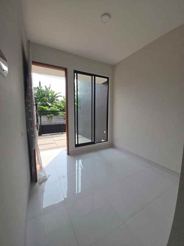 dijual rumah panjang jiwopermai
