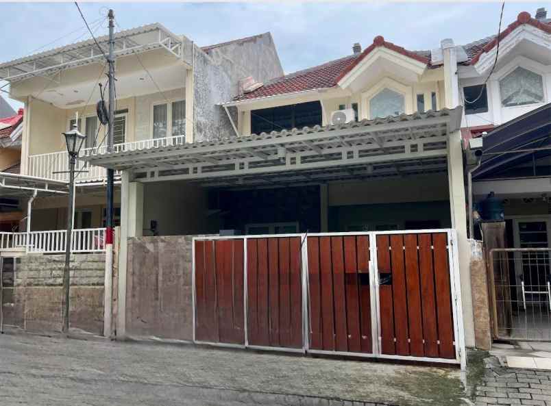 dijual rumah pantai mentari