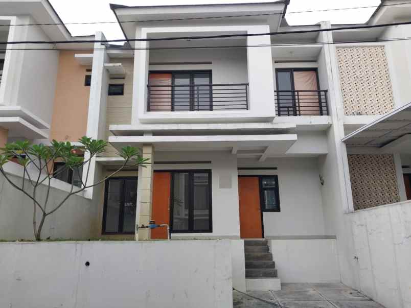 dijual rumah pasirimpun