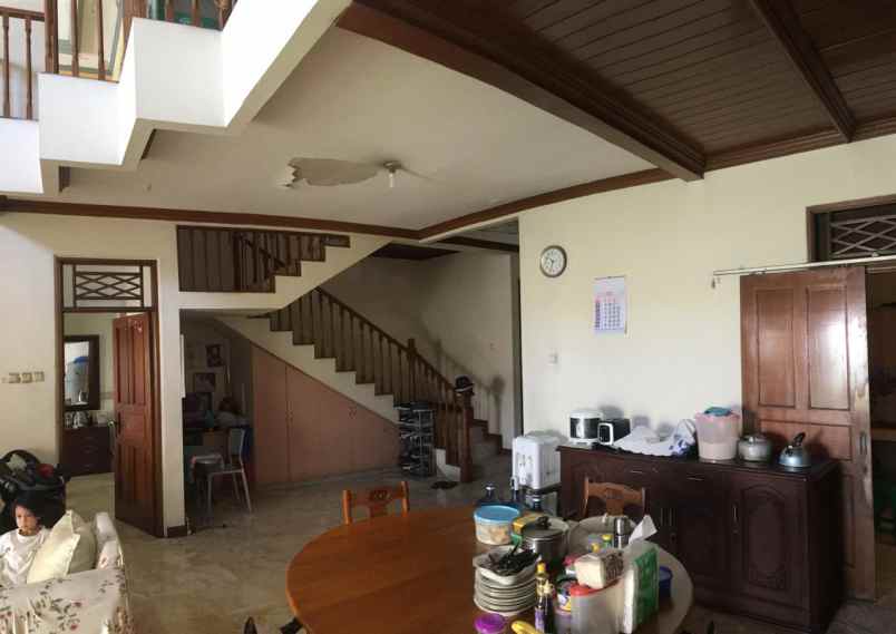 dijual rumah pejaten barat