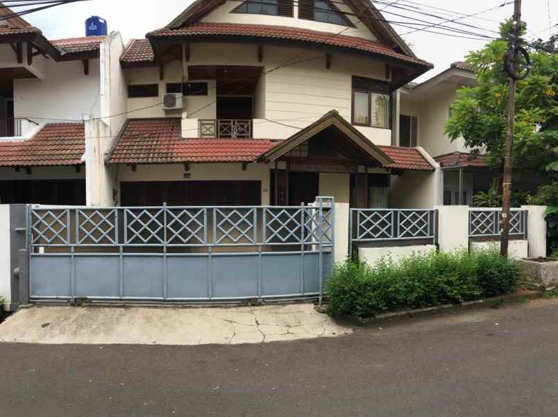 dijual rumah pejaten barat