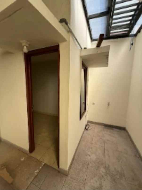 dijual rumah pelangi the gading residence