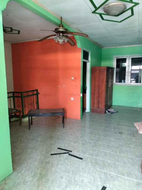 dijual rumah permata