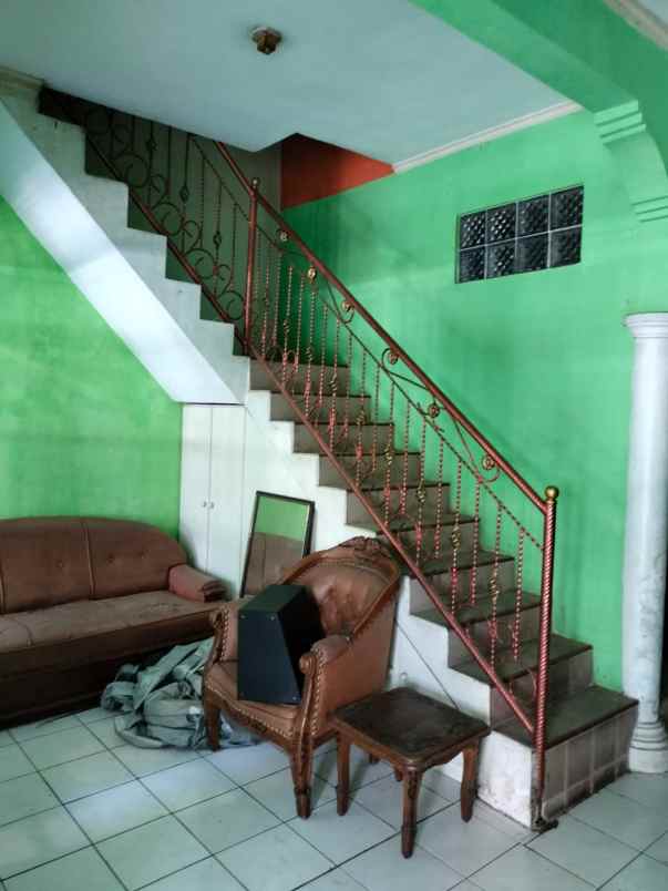 dijual rumah permata