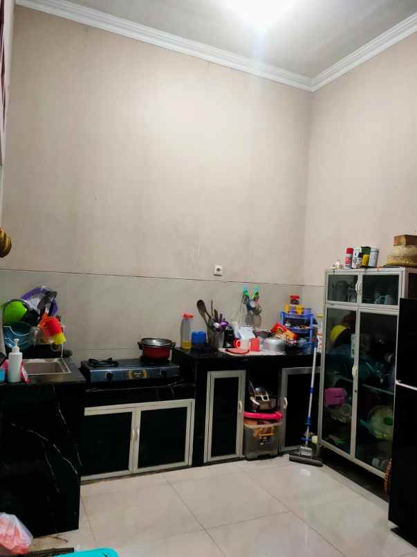 dijual rumah permata tembalang