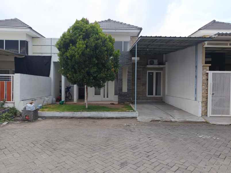 dijual rumah perum mandiri residence