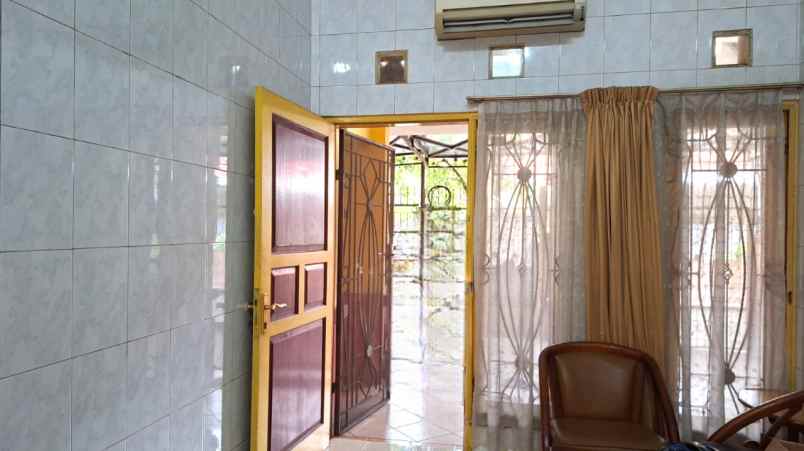 dijual rumah perumahan boulevard hijau