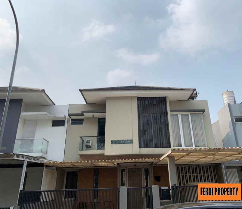 dijual rumah perumahan citra gran cibubur