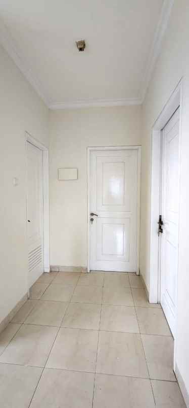 dijual rumah perumahan gading grande